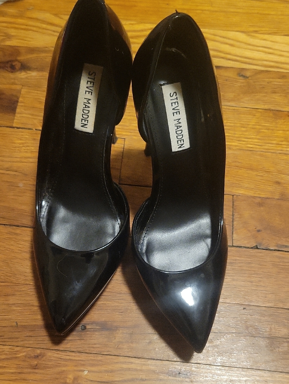 Steve Madden Black Patent Pointed Toe Pumps